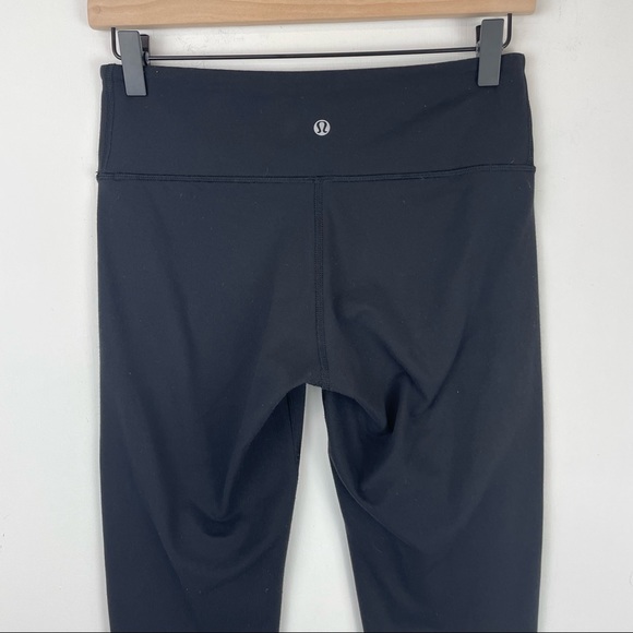 Lululemon Black Crop Leggings Sz 6 - Picture 4 of 9
